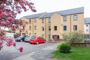 Central St Andrews 2 Bed Apartment - Free Parking