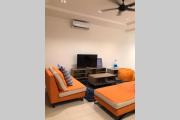 Top Kampong Gadong Jaya