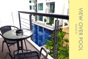 Stylish Condo w. Pool View 2F