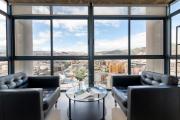 HomeForGuest NEW Modern Penthouse Apartment with panoramic views of Santa Cruz