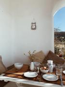 Top Aspro Chorio Paros