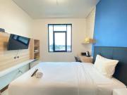 Comfortable Studio Semi Apartment at The Lodge Paskal near BINUS University By Travelio