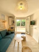Appartement t2 , bord de mer, accès direct plage