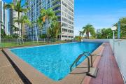Relax with Beach & River views in 3br apt w pool
