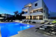 Villa Ankora 1 with heated pool