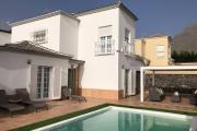 Villa Vanesa luxury private villa with a heated pool, 4 bedrooms and 4 bathrooms