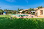 Country house with amazing pool in a beautiful rural setting