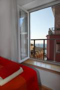 Prostoren apartma v srcu Pirana - Spacious Apartment in the Heart of Piran