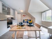 Luxurious 1BR Apt in Prime Location with Top Amenities - Pass the Keys