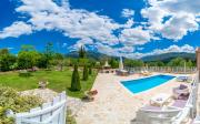 Country Style Villa Christina