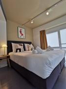 SHWAY - The Red With Pearls SHWAY - The Red With Pearls