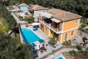 DELPHINUS VILLAS-Villa Nikitas