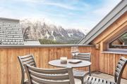 Die Tauplitz Lodges - Bergblick B7-2 by AA Holiday Homes