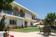Kaminia Country Villa & Guest House