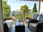 VILLA SARA apartments 50 m from the beach, with balcony, AC, private parking