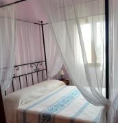 Donna Violante Porto Corallo Affittacamere