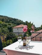 Top Parga