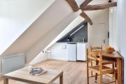 Charming 1 Bedroom Apt in the Heart of Paris (6F)