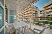 Spacieux 2 chambres TERRASSE, CANNES CENTRE A2B067