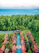 Top Nai Yang Beach