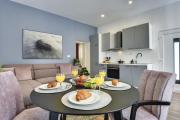 D&A Central Luxury Apartments with FREE Parking D&A Central Luxury Apartments with FREE Parking