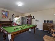 Charles Central Oasis 8