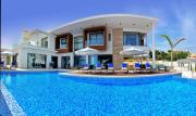 Top Coral Bay