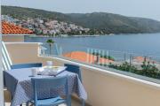 Spacious Modern Apartment Miljak - 1min to the beach Spacious Modern Apartment Miljak - 1min to the beach