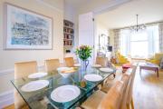 Gunfleet, Aldeburgh - A Large Seafront House with Stunning Sea Views fromthe floors, Sleeps 14 - Aldeburgh Coastal Cottages Gunfleet, Aldeburgh - A Large Seafront House with Stunning Sea Views fromthe floors, Sleeps 14 - Aldeburgh Coastal Cottages