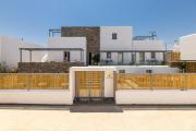 Top Naousa