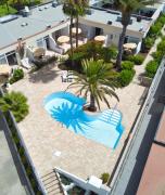 Bungalows Granada Beach