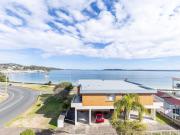 Blue Vista,9,13 Victoria Parade - Studio with stunning water views and air conditioning