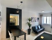 1103- Apartamento Encantador, amplo e decorado, mobiliario moderno, cozinha completa com utensílios , Excelente vista da cidade e localização privelegiada no bairro Bigorrilho