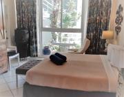 Manhattan Tower Apartment Hotel