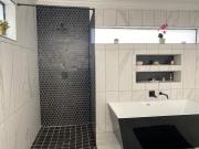 The Kings Court Guest Manor