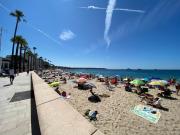 Fantastic Two-bedroom Apartment with garden near the beach