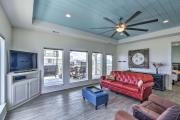 Steps to Gulf Crystal Beach Home with Deck and Views