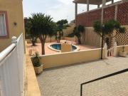 3 Bed Villa Sleeps 6 - Pets Ok - Communal Pool