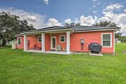 Pet-Friendly Palatka Apartment with Gas Grill!