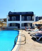 Eleni Beach Apartment