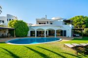 Luxury Private Family Villa with Pool AC & Parking
