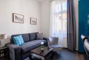 Andrassy Garden Apartment in Center