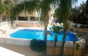 Top Paralimni