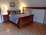 chambre campagnarde du grès rouge de BEAUVAL