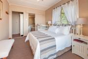 Top Gordonʼs Bay