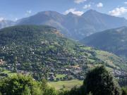 Aux pieds des pistes du Seignus calme et charmant Aux pieds des pistes du Seignus calme et charmant