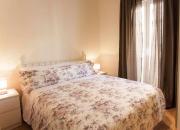 Dos dormitorios al lado del metro centrico moderno