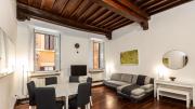 Cartari Rental in Rome Apartment