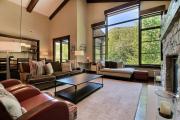 Silver Star #4303- 3 Bed PH