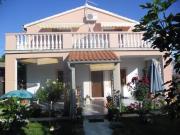 Apartment in Privlaka with sea view, terrace, air conditioning, WiFi 3591-1